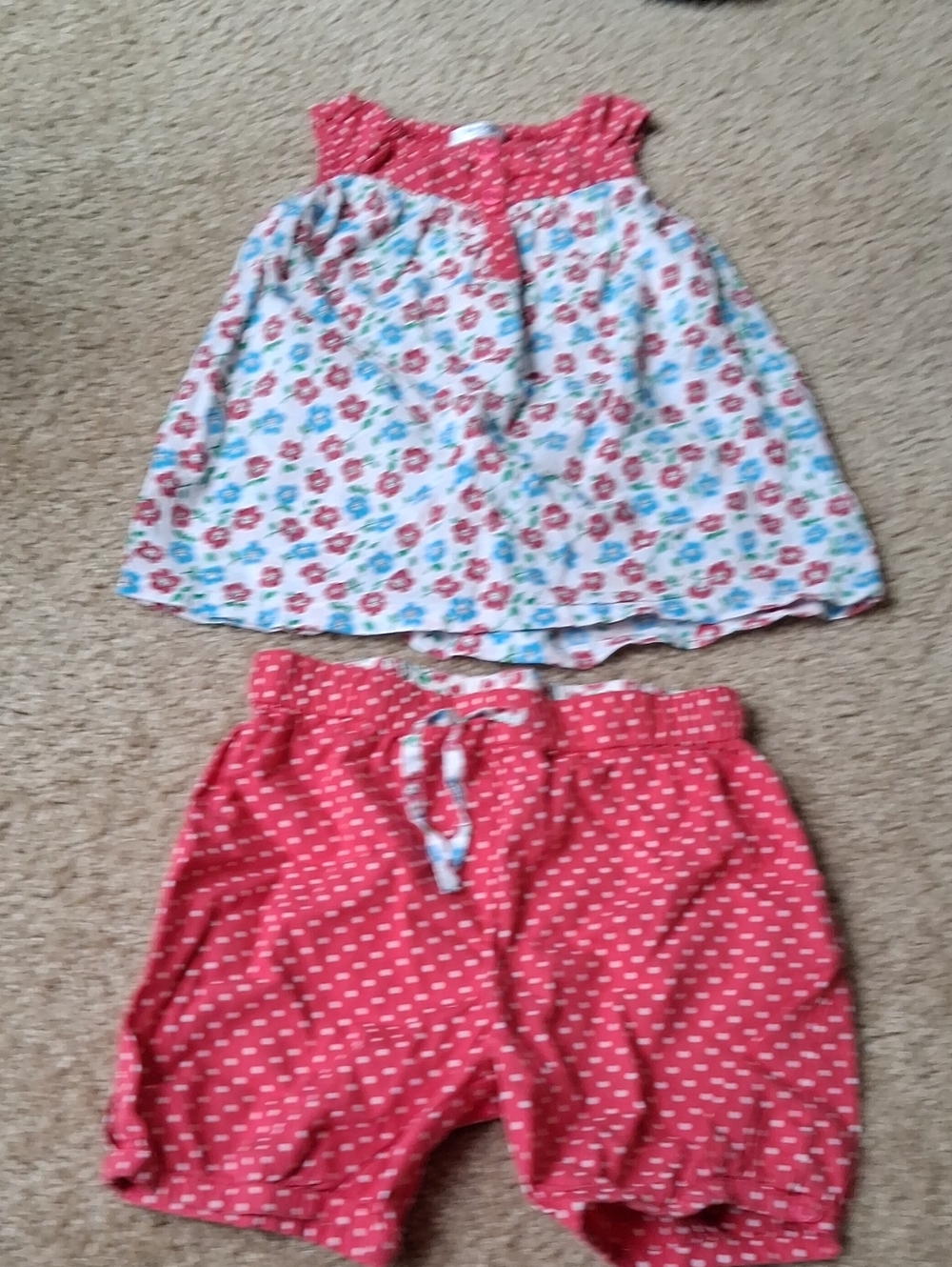 Baby Boden 18-24m Baby Girl Hot Pink Polka Shorts with Floral Top Set Outfit